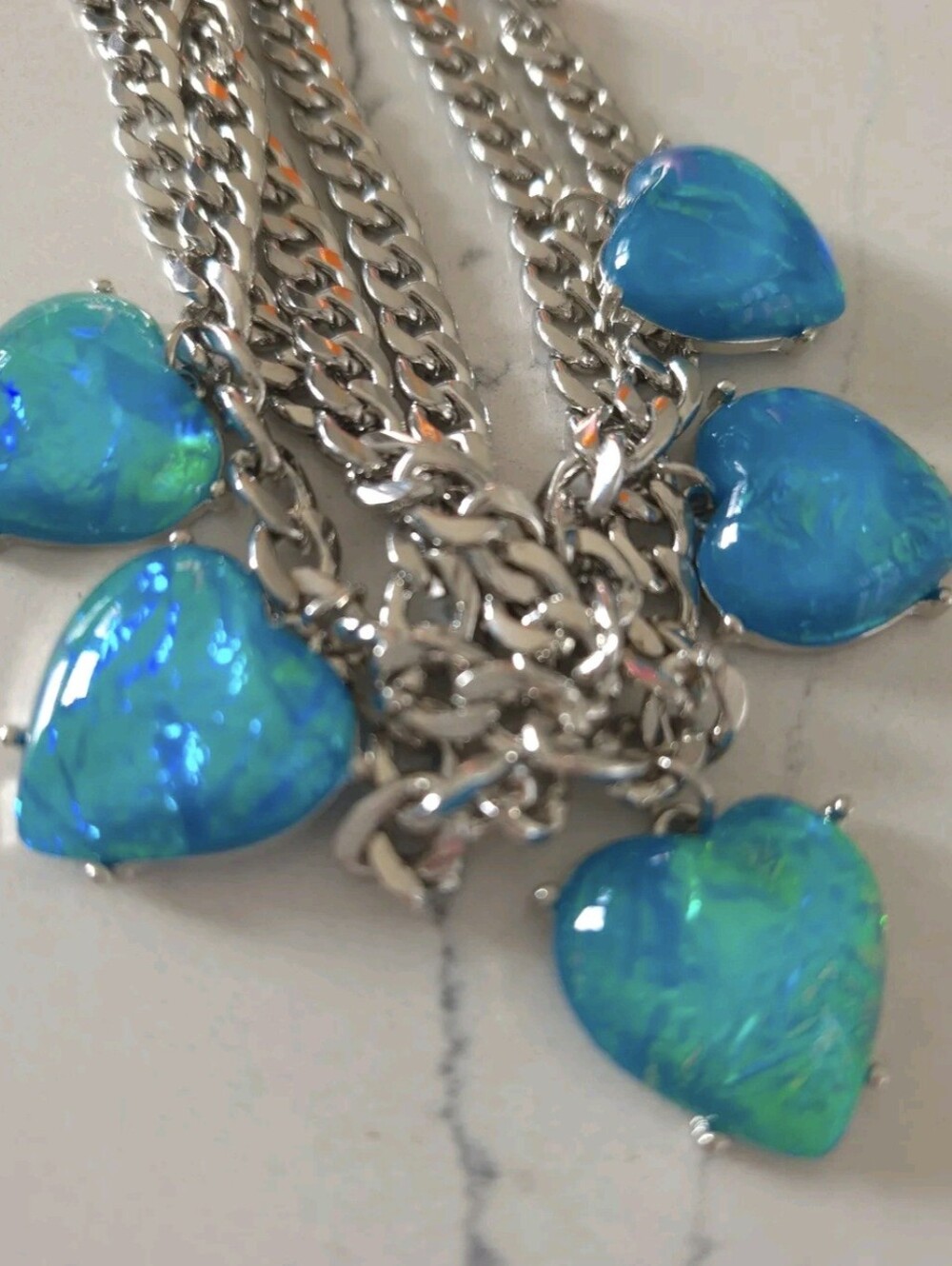 NWOT UO Blue Gem Heart Choker